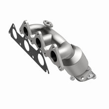 Load image into Gallery viewer, MagnaFlow Direct Fit Catalytic Converter 95-00 Sebring 2.5L Rear Manifold - 50888