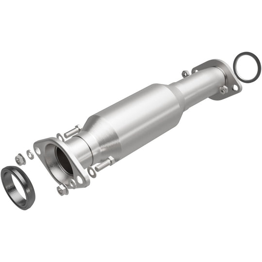 MagnaFlow Direct Fit Catalytic Converter 06-07 Mazda 6 2.3L OEM Underbody - 21-311