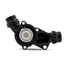 Load image into Gallery viewer, Mishimoto BMW M52/M54/M56 Racing Thermostat w/Housing - 70 Deg. C - MMTS-E46-99V2