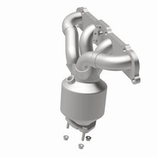 Load image into Gallery viewer, MagnaFlow 00-02 Saturn SC1 1.9L Manifold Direct Fit Converter - 24424