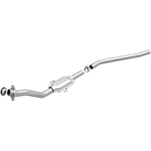 Load image into Gallery viewer, MagnaFlow DF Cat. Conv California Grade 92-93 Chrysler Town &amp; Country 3.3L/94-95 Town &amp; Country 3.8L - 3391274