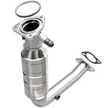Load image into Gallery viewer, MagnaFlow Direct Fit Catalytic Converter 00-04 Ford Focus 4.2L M/T - 25201