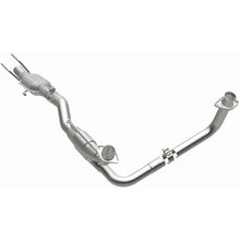 Load image into Gallery viewer, MagnaFlow 92-95 Ford E-150 5.0L Direct Fit Converter - 93423