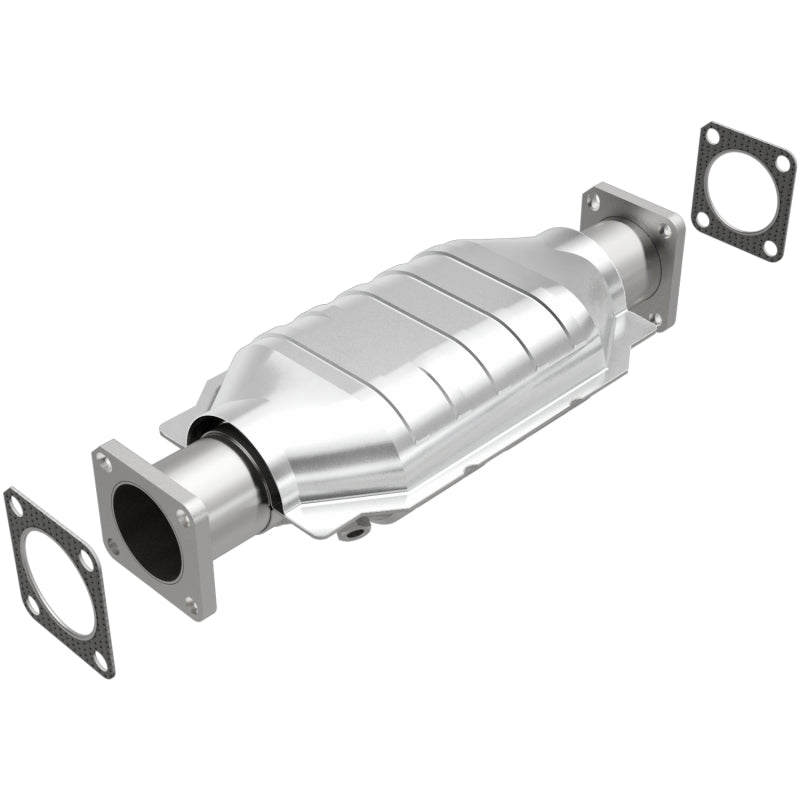 MagnaFlow California Direct Fit Catalytic Conv 75-82 Chevrolet LUV 1.8L / 86-91 Isuzu Trooper 2.3L - 3391652