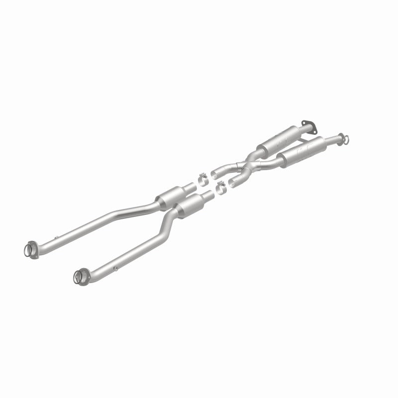 MagnaFlow 15-17 RC350 V6 3.5 OEM Underbody Direct Fit Converter - 21-051
