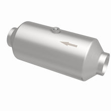 Load image into Gallery viewer, Magnaflow 3.00in. C/C 6in. spun body Universal Converter - 51299