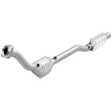 Load image into Gallery viewer, MagnaFlow Direct Fit Catalytic Converter 99-01 Ford Explorer 5.0L - 51819
