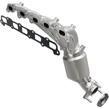 Load image into Gallery viewer, MagnaFlow Direct Fit Catalytic Converter 07-08 Hummer H3 3.7L - 5481353