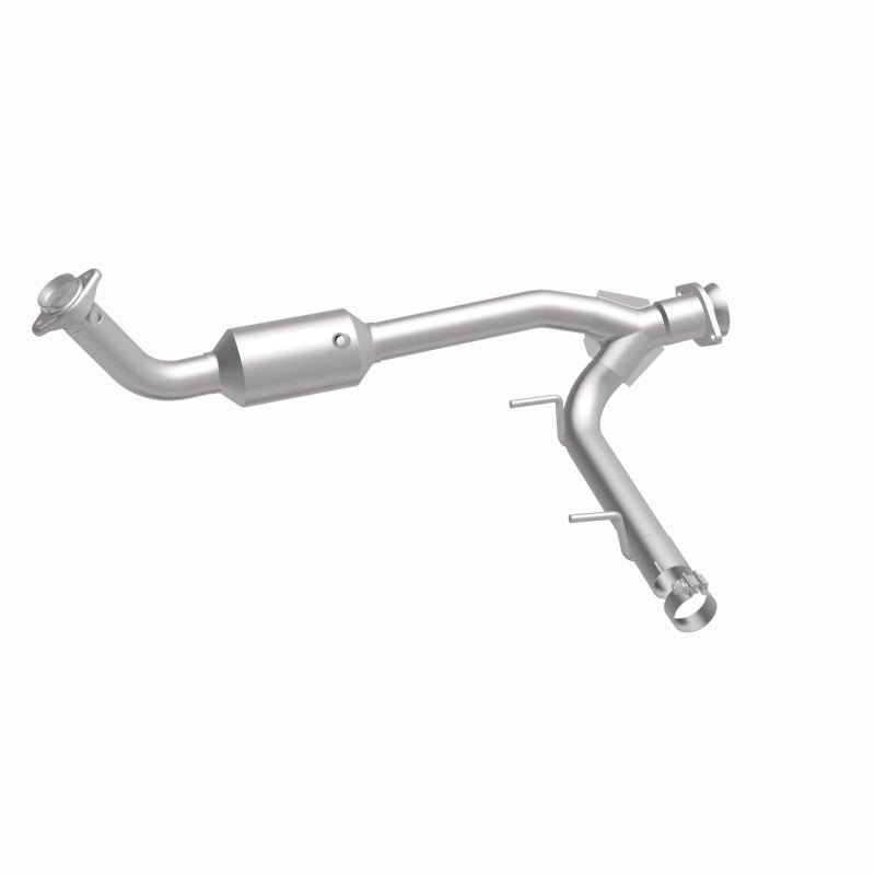 MagnaFlow 2005 Lincoln Navigator 5.4L Direct Fit Converter - 4451165