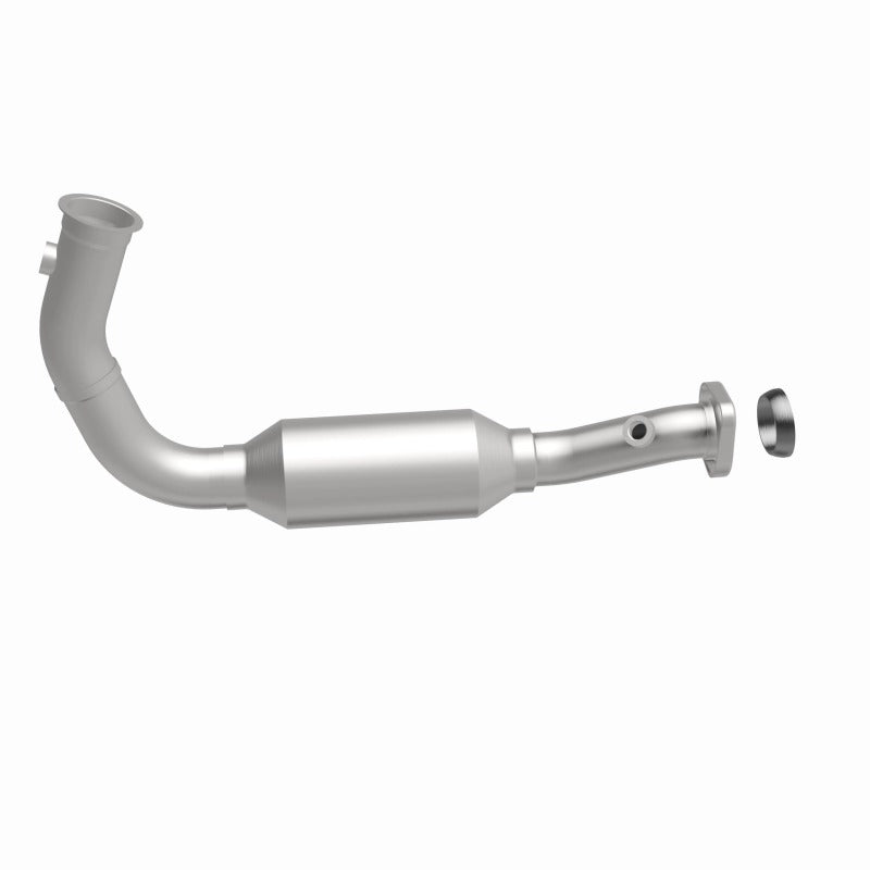 MagnaFlow Direct Fit Catalytic Converter OEM 2004 Jeep Liberty Underbody - 4551583
