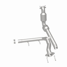 Load image into Gallery viewer, MagnaFlow Direct Fit Catalytic Converter 21-23 F-150 3.5 Right OEM - 280740