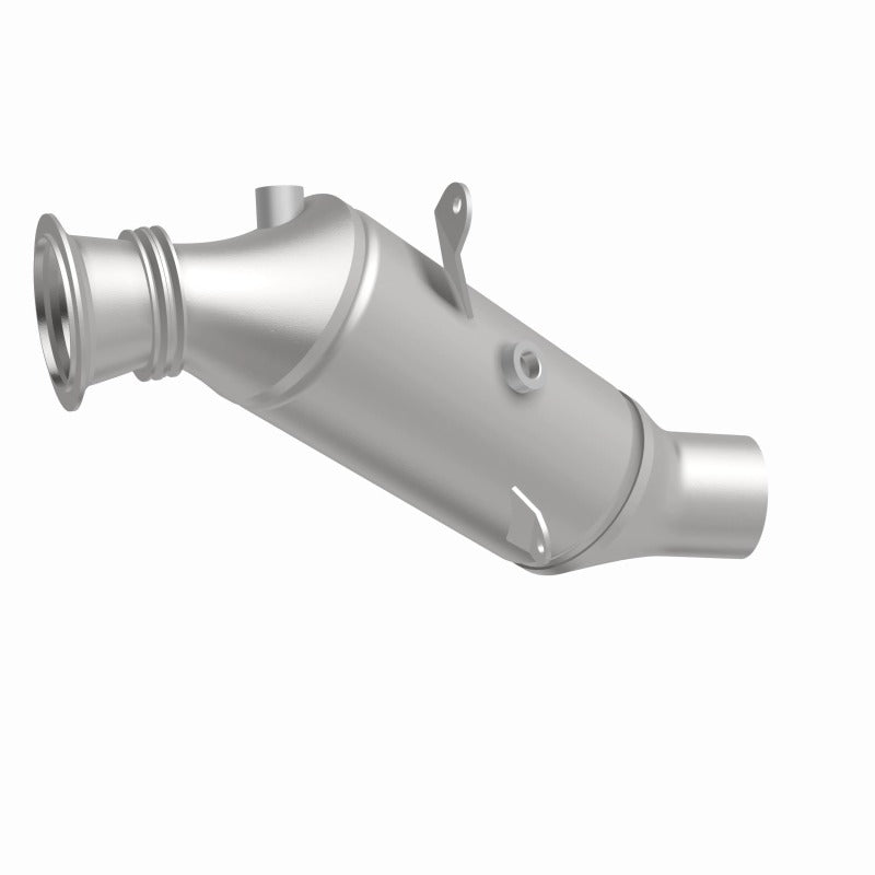 MagnaFlow Direct Fit Catalytic Converter 2015 BMW 640i/740i Underbody - 52254