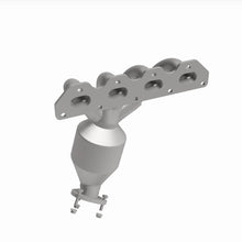 Load image into Gallery viewer, MagnaFlow Direct Fit Catalytic Converter 08 Saturn Astra 1.8L Manifold (49 State) - 51150