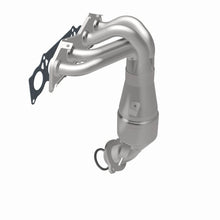 Load image into Gallery viewer, MagnaFlow DF Cat Conv 05-09 Scion tC 2.4L Manifold/09 Toyota Corolla/Matrix 2.4L Manifold (49 State) - 50110