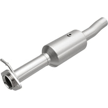 Load image into Gallery viewer, MagnaFlow 09-10 Ford F-550 Super Duty V10 6.8L Rear Underbody Direct Fit Catalytic Converter - 280434