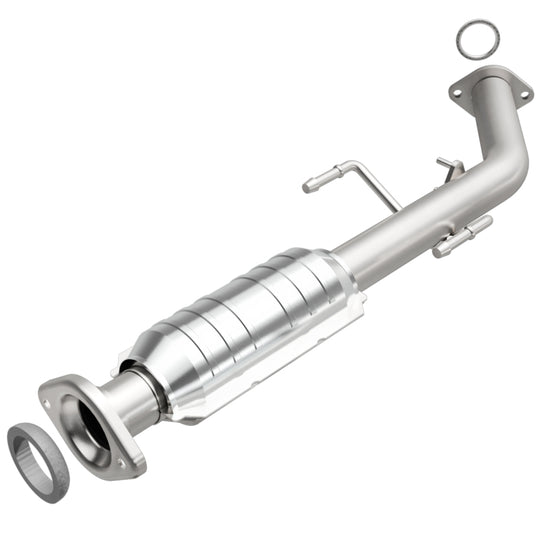 MagnaFlow Direct Fit Catalytic Converter 01-03 Toyota Sienna 3.0L re - 49932