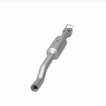 Load image into Gallery viewer, MagnaFlow 16-19 Ford F-650 V10 6.8L Underbody Direct Fit Catalytic Converter - 280445