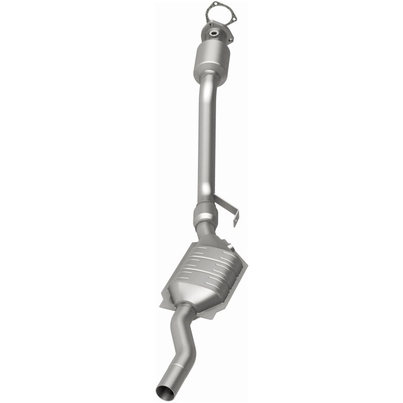 MagnaFlow Direct Fit Catalytic Converter 03 Volkswagen Passat 2.8L - 51964