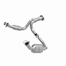 Load image into Gallery viewer, MagnaFlow Direct Fit Catalytic Converter 07-08 Escalade 6.2 Driver Side OEM - 49631