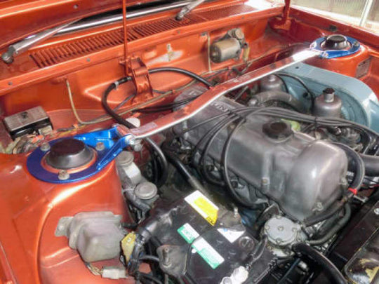 Cusco Type-II Oval Strut Bar 67-73 Datsun 510/Bluebird 1.6L SU Twin Carburetor - 235 540 A