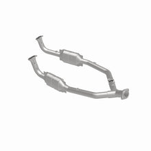 Load image into Gallery viewer, MagnaFlow Conv DF 99-04 LR Discovery V8 49S - 93689