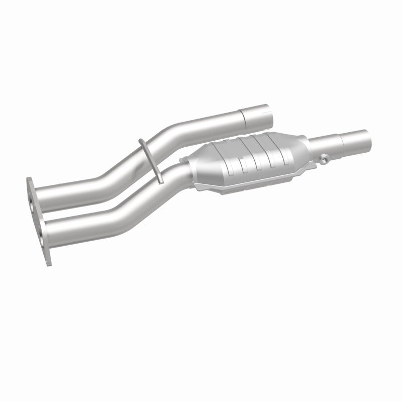 MagnaFlow Direct Fit Catalytic Converter 98 GM Truck 5.7L - 23179