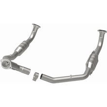 Load image into Gallery viewer, MagnaFlow Direct Fit Catalytic Converter 94-95 Disc./Defender 3.9L - 93691