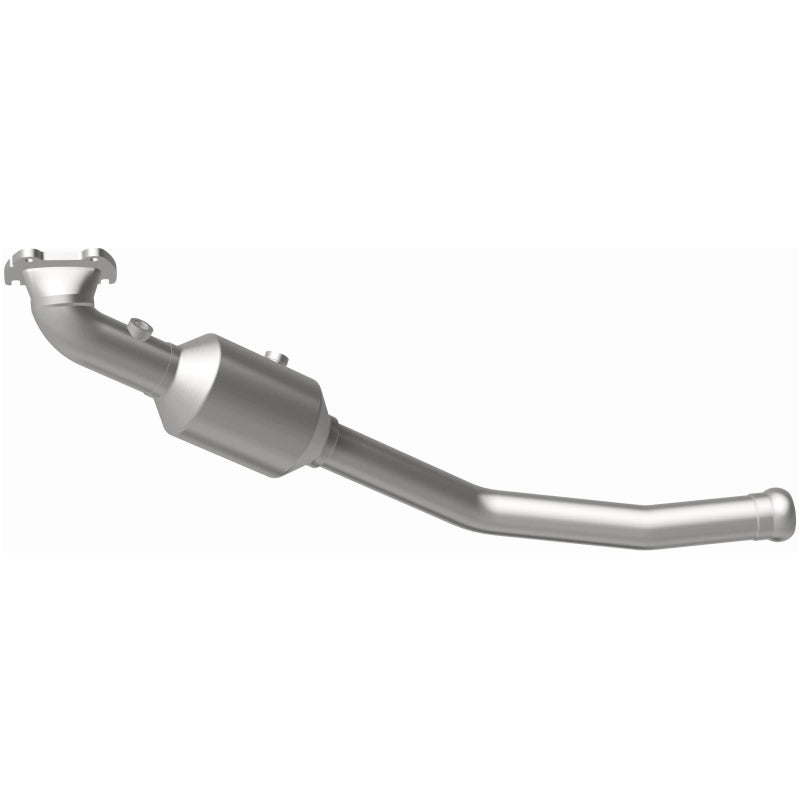 MagnaFlow 13-15 Dodge Durango V6 3.6L OEM Grade / EPA Compliant Direct-Fit Catalytic Converter - 21-250