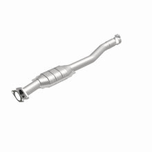 Load image into Gallery viewer, MagnaFlow Direct Fit Catalytic Converter 2011-2012 EQUINOX 3.0L Underbody - 52103