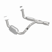 Load image into Gallery viewer, MagnaFlow Direct Fit Catalytic Converter 06-09 TB/Envoy 5.3/6.0 OEM - 49650
