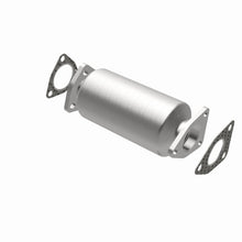 Load image into Gallery viewer, MagnaFlow Direct Fit Catalytic Converter Honda 80 87 - 22633
