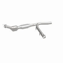 Load image into Gallery viewer, MagnaFlow Direct Fit Catalytic Converter 97-98 F150/F250 4.2L 2Wd Pa - 23317