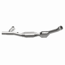 Load image into Gallery viewer, MagnaFlow Direct Fit Catalytic Converter 99-00 Ford Trucks 5.4L - 447118