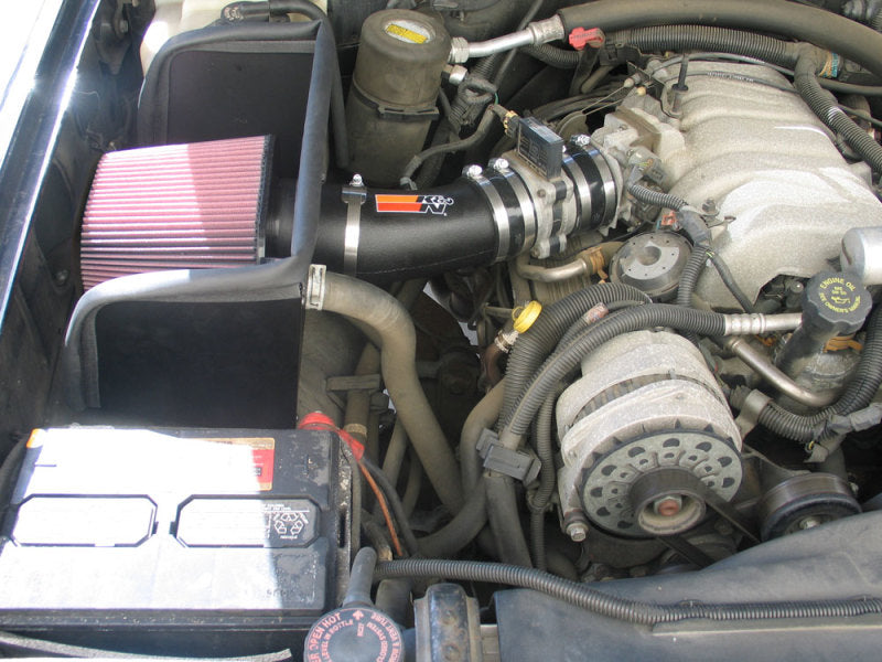 K&N 96-00 Chevy/GMC PickUp V8-7.4L Performance Intake Kit - 57-3016-1
