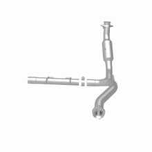 Load image into Gallery viewer, MagnaFlow 07-08 Ford Expedition 5.4L Direct Fit Converter - 5551500