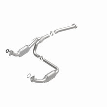 Load image into Gallery viewer, MagnaFlow Direct Fit Catalytic Converter Chevy Express 4.3L/5.4L - 51092