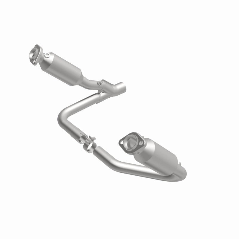 MagnaFlow Direct Fit Catalytic Converter California Grade 07-08 Dodge Durango 3.7L - 5551832