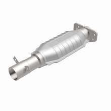 Load image into Gallery viewer, MagnaFlow Conv GM 21X6.5X4 2.5/3 23486 - 93486