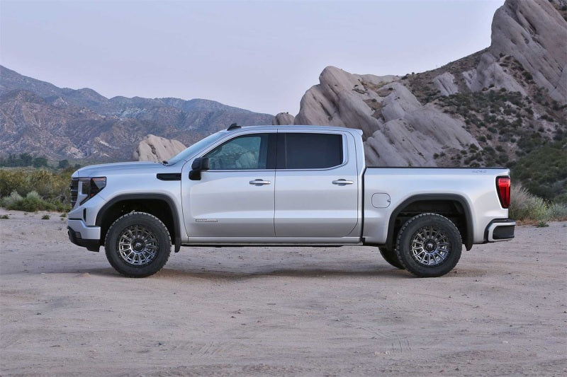 Fabtech 22-23 GM C/K 1500 3in Lift Budget System w/ Dirt Logic 2.5 Resivoir Coilovers - K1190DL