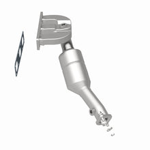 Load image into Gallery viewer, MagnaFlow Direct Fit Catalytic Converter BMW 5 01-03 Rear OEM - 49773
