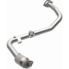Load image into Gallery viewer, MagnaFlow 05-06 Land Rover LR3 4.4L Direct Fit Converter - 4651719