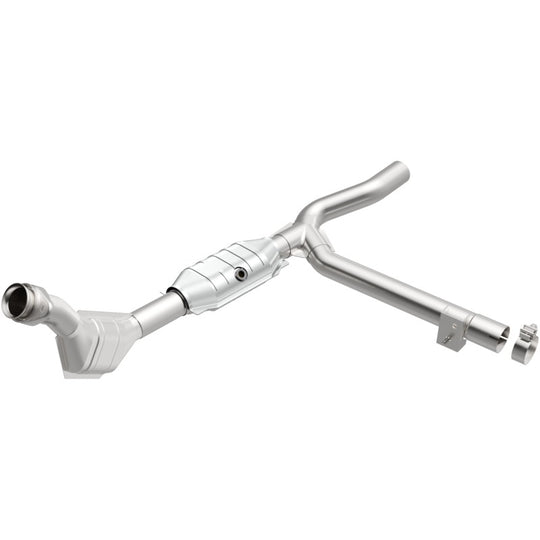 MagnaFlow Direct Fit Catalytic Converter 99-00 Ford F-150 4.2L 50S - 447142