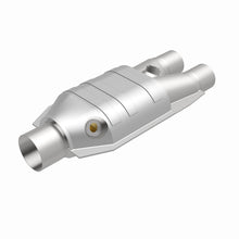 Load image into Gallery viewer, MagnaFlow Universal Catalytic Converter 2.5/2 Single/Dual O2 - 99667HM