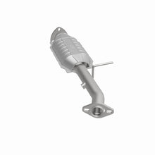 Load image into Gallery viewer, MagnaFlow Direct Fit Catalytic Converter 98-00 Kia Sportage - 50669