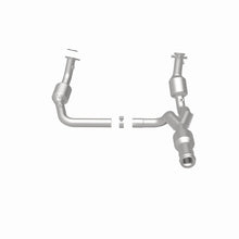 Load image into Gallery viewer, MagnaFlow 11-14 Escalade 6.2 Underbody Direct Fit Converter - 52616