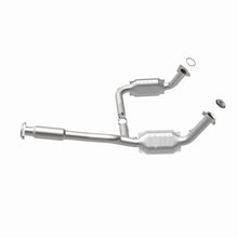 Load image into Gallery viewer, MagnaFlow Direct Fit Catalytic Converter 05-06 GMC Envoy XL Denali - 49886