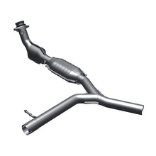 Load image into Gallery viewer, MagnaFlow Direct Fit Catalytic Converter 04-06 F-150 5.4 2WD P/S 49S - 93665