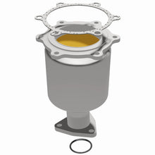 Load image into Gallery viewer, MagnaFlow Direct Fit Catalytic Converter 01-04 Pathfinder Driver Side 3.5L - 447194