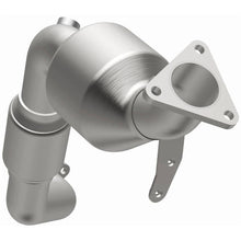 Load image into Gallery viewer, MagnaFlow Direct Fit Catalytic Converter 2007-2010 Q7 V6 3.6 OEM Underbody - 52585