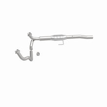 Load image into Gallery viewer, MagnaFlow Conv DF 01 Dodge Ram 1500 Pick up - 23500